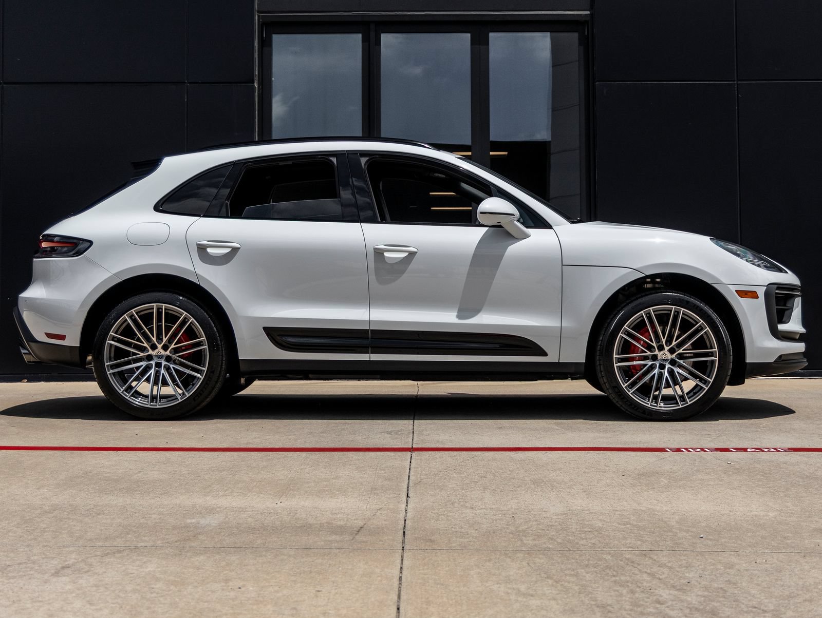 New 2026 Porsche Macan S AWD/4WD image 12