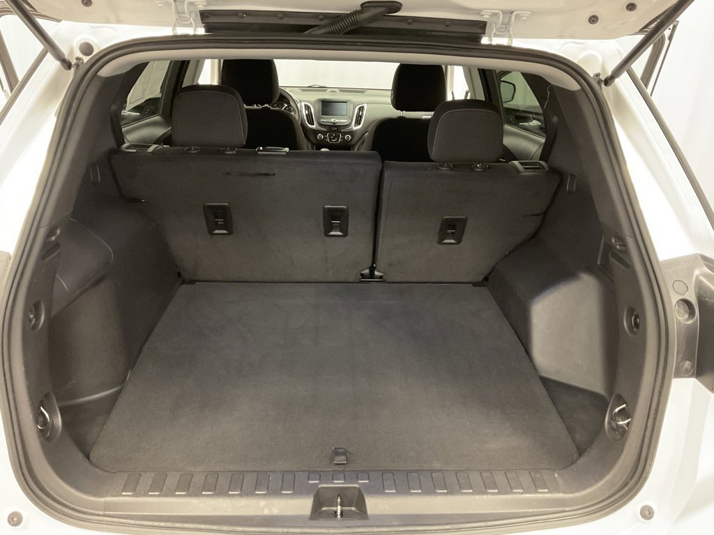 Used 2023 Chevrolet Equinox LT w/ LPO, Floor Liner Package image 6