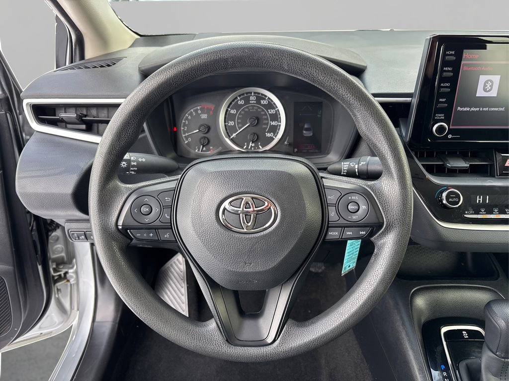 Used 2022 Toyota Corolla LE image 23