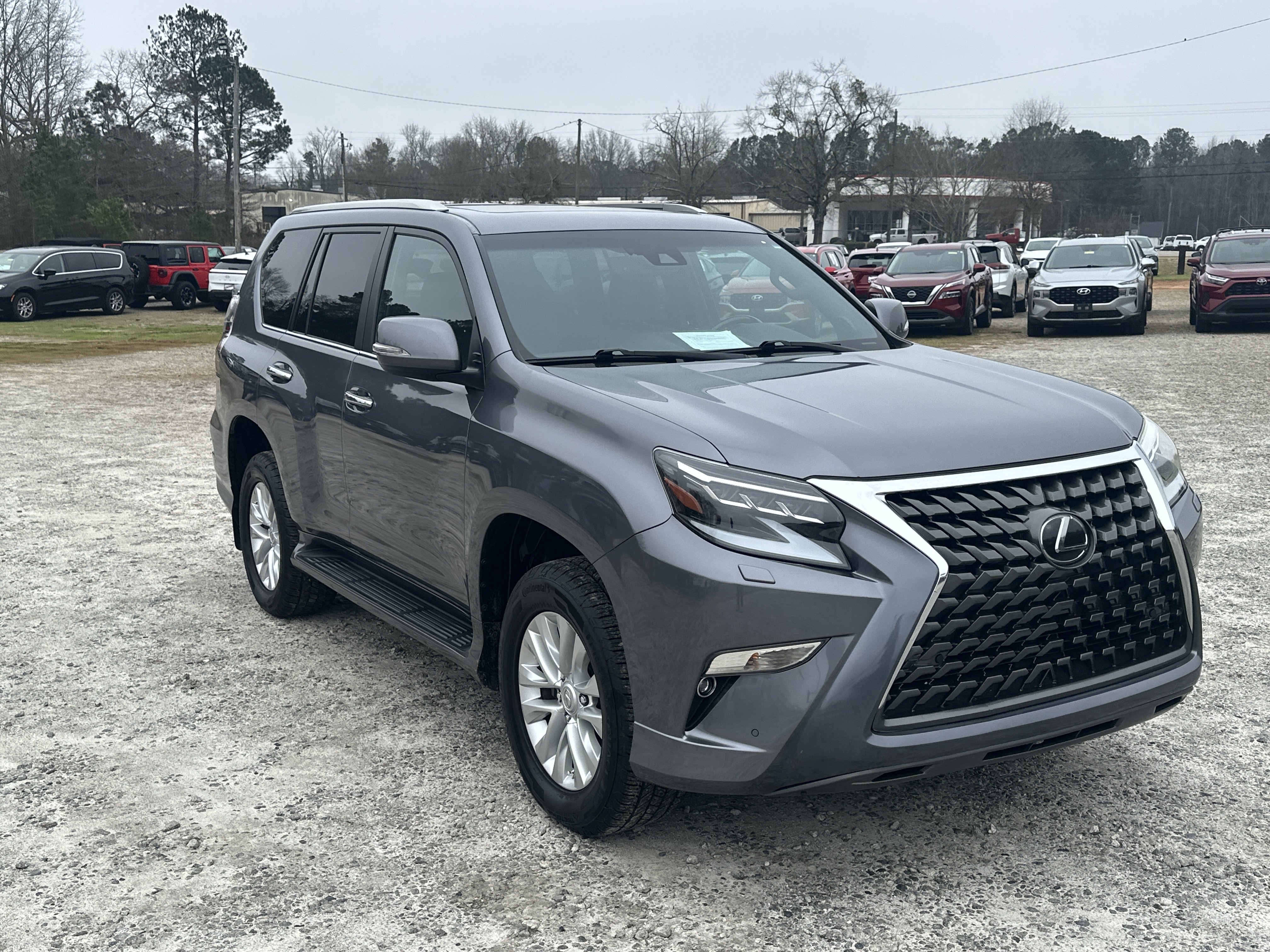 Used 2021 Lexus GX 460 Premium w/ Premium Package AWD/4WD image 3