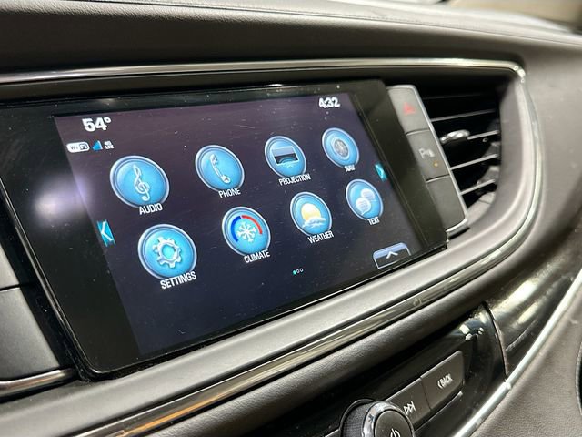 Used 2018 Buick Enclave Essence image 14