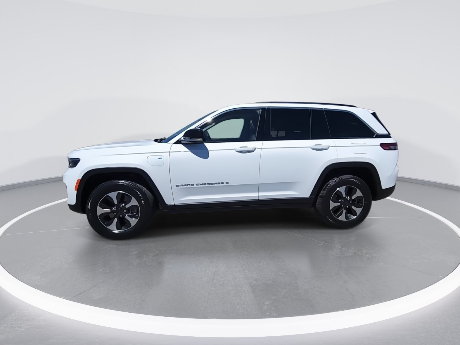 Certified 2024 Jeep Grand Cherokee Limited 4xe AWD/4WD image 5