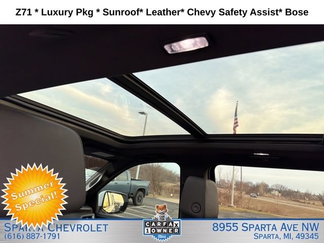 Used 2024 Chevrolet Suburban Z71 w/ Luxury Package AWD/4WD image 14