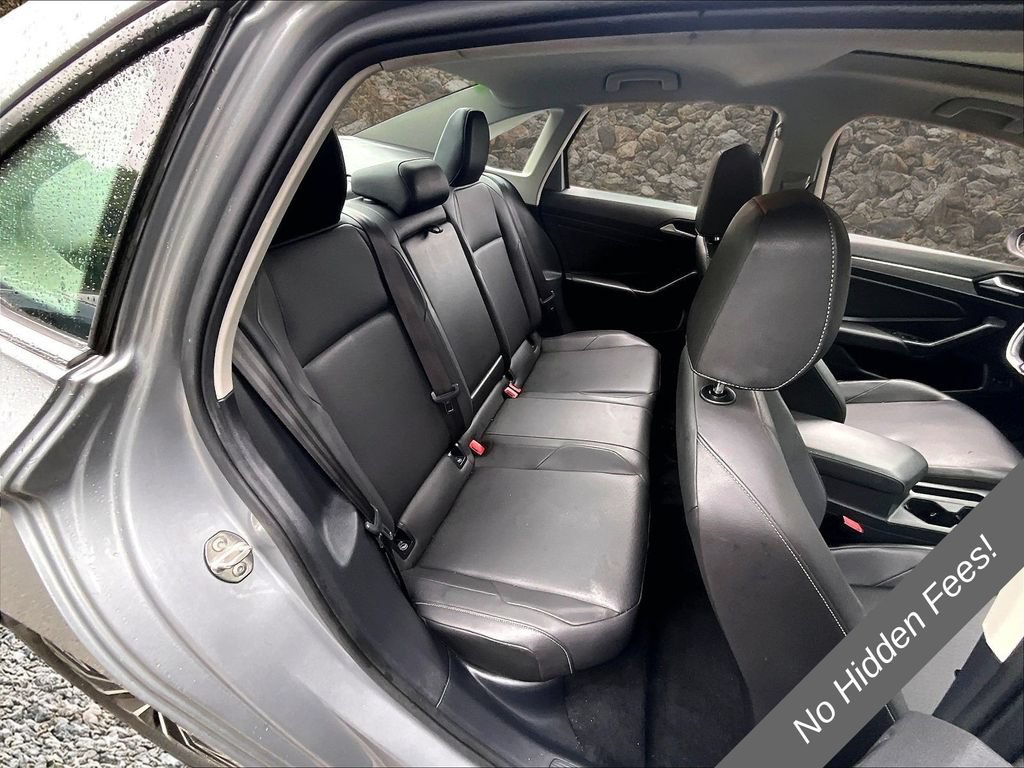 Used 2019 Volkswagen Jetta SE w/ Cold Weather Package FWD image 20