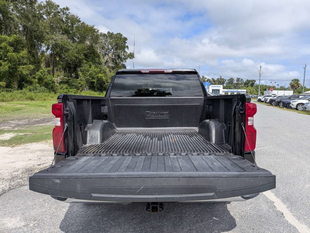 Used 2025 Chevrolet Silverado 1500 LT RWD image 12