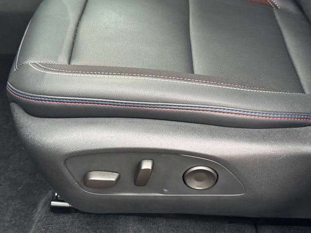 Used 2024 Chevrolet Equinox EV RS FWD image 30