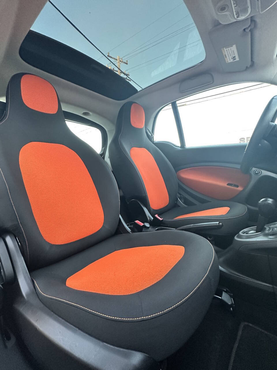 Used 2016 smart fortwo passion w/ Edition #1 Package RWD image 16
