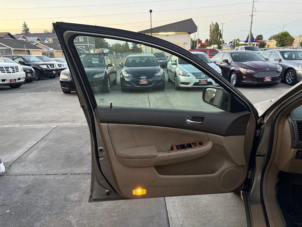 Used 2003 Honda Accord EX image 8