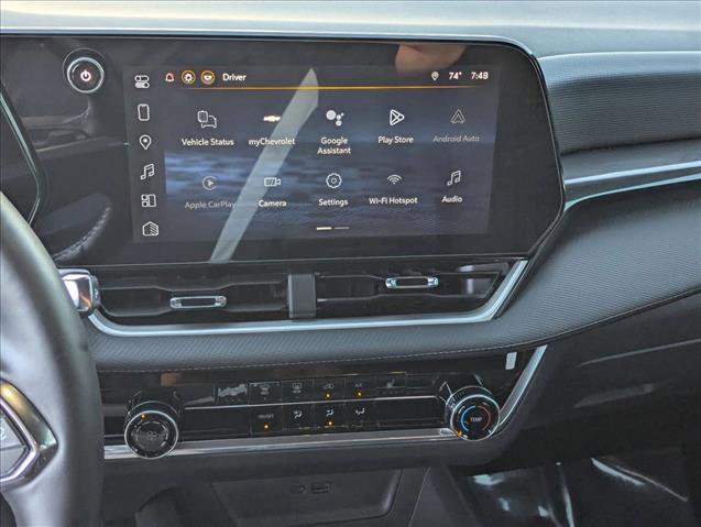 Used 2026 Chevrolet Equinox LT w/ Safety and Technology Package FWD image 13