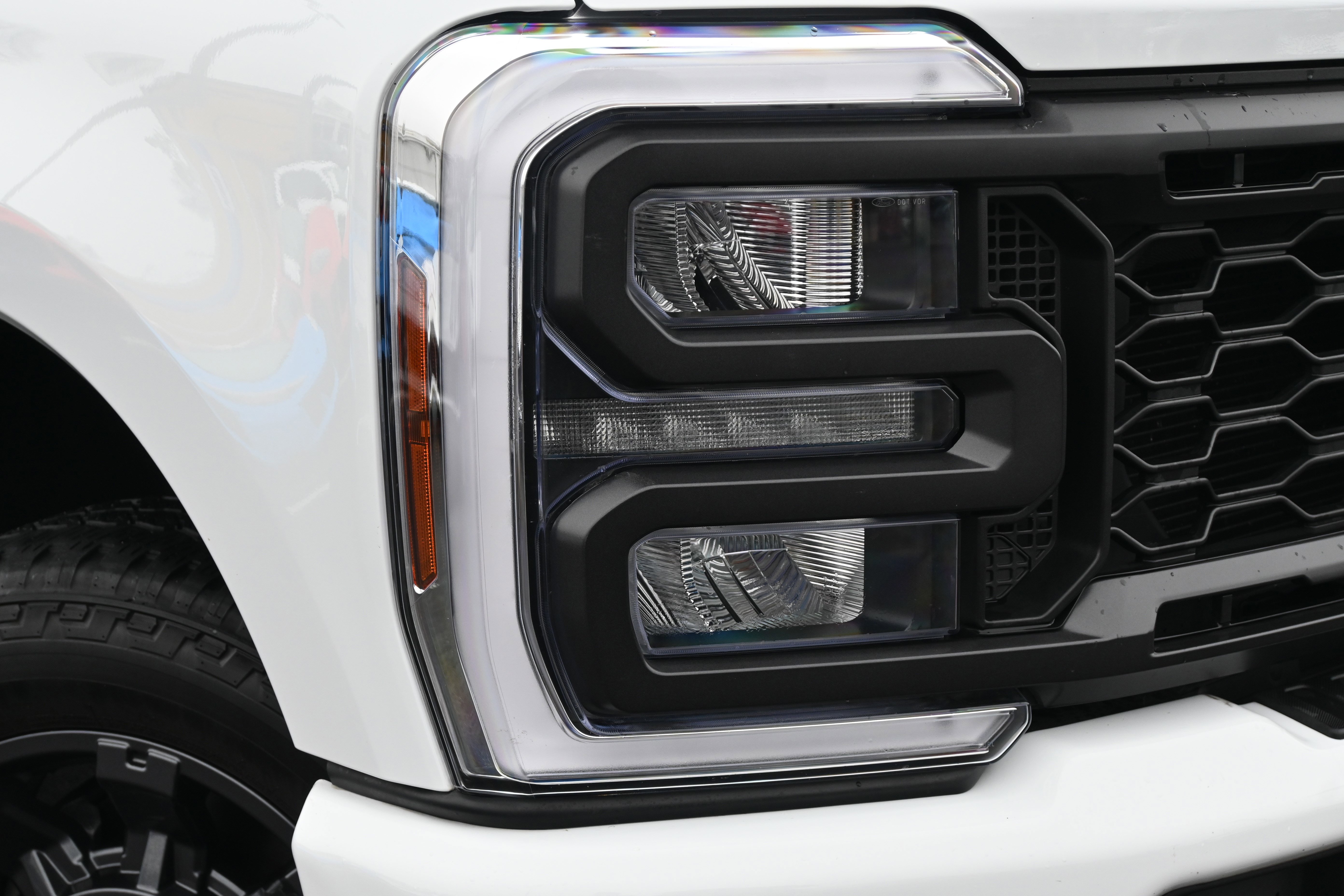 Used 2024 Ford F250 Lariat w/ Lariat Ultimate Package image 13