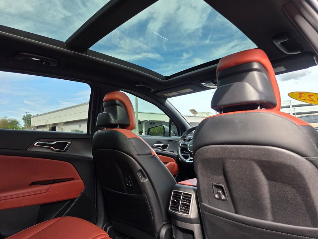 Used 2023 Kia Sportage SX image 16