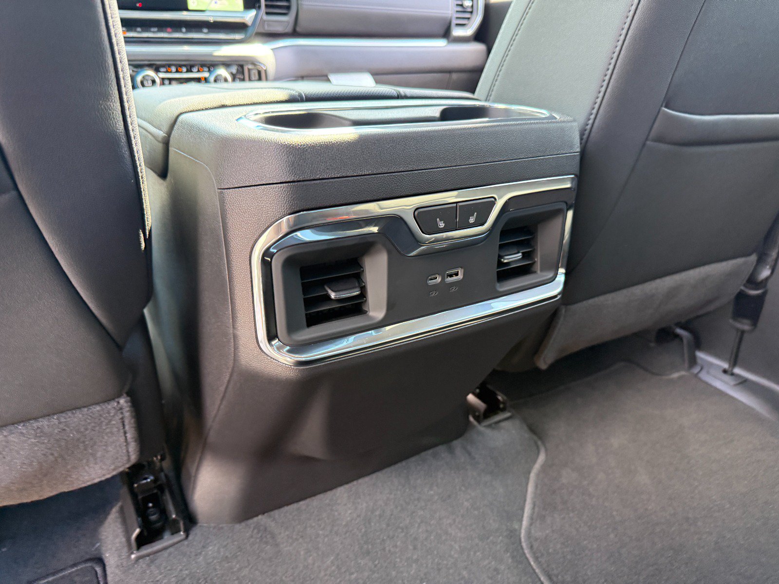 New 2026 GMC Sierra 1500 SLT w/ SLT Premium Package AWD/4WD image 18