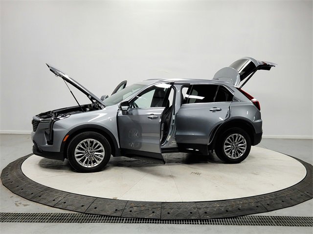 Used 2024 Cadillac XT4 Premium Luxury image 12