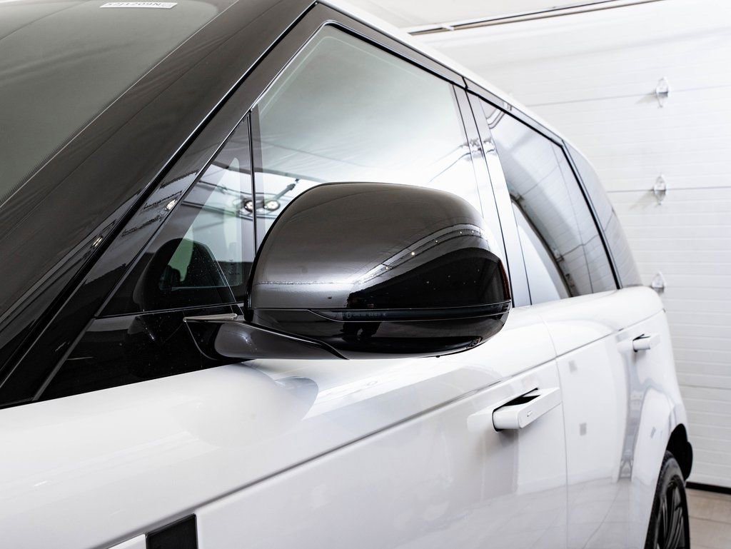 New 2026 Land Rover Range Rover SE AWD/4WD image 17