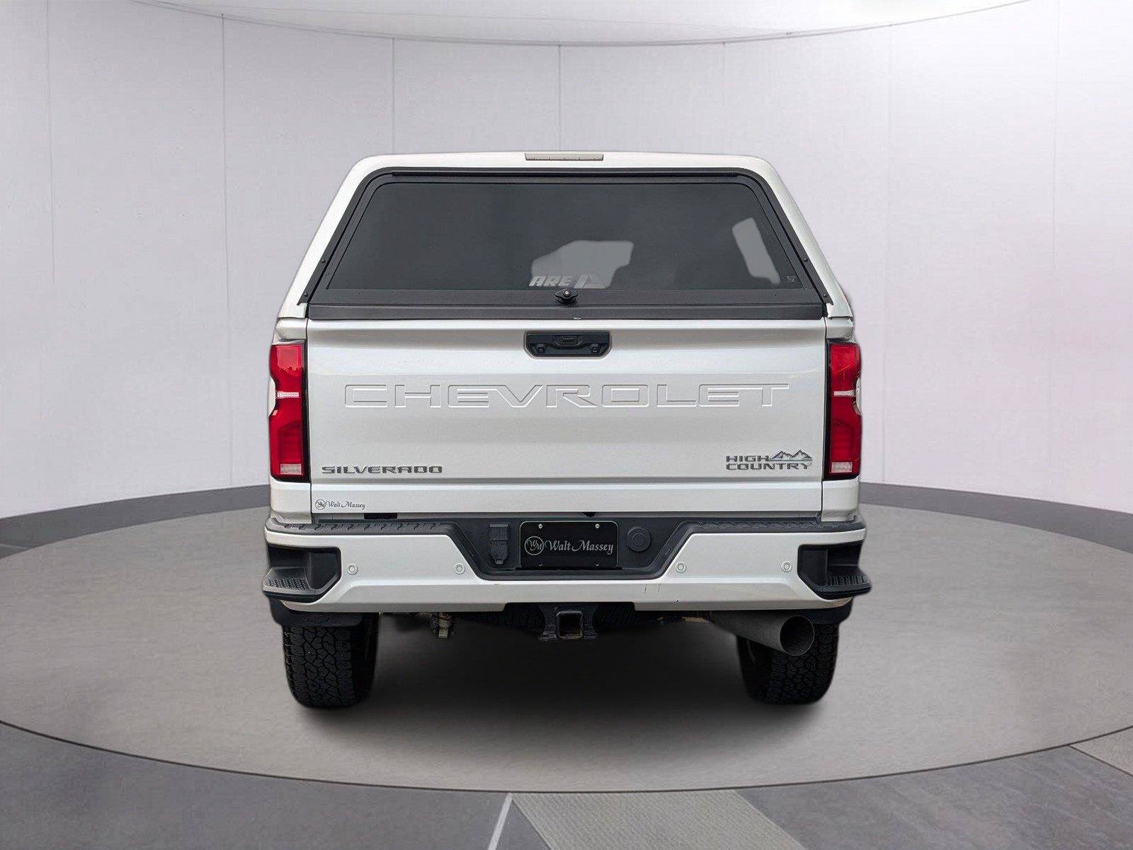 Used 2024 Chevrolet Silverado 2500 High Country AWD/4WD image 4