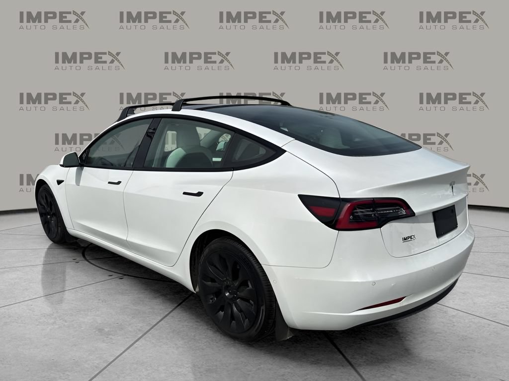 Used 2021 Tesla Model 3 Standard Range Plus RWD image 3