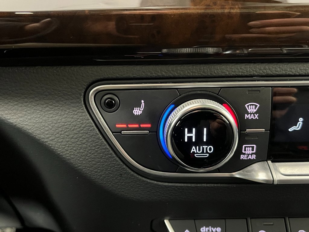 Used 2019 Audi Q5 2.0T Premium Plus w/ Premium Plus Package image 12