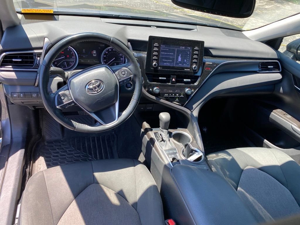 Used 2022 Toyota Camry LE w/ Cold Weather Package AWD/4WD image 9