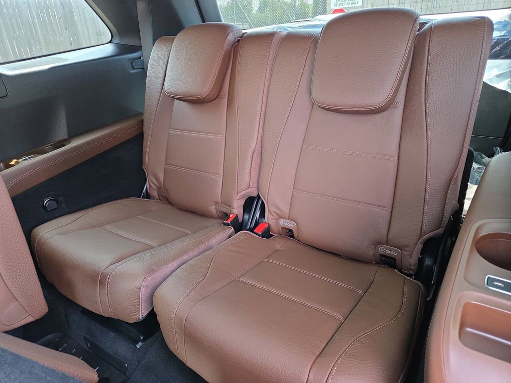Certified 2026 Mercedes-Benz GLS 450 4MATIC image 13