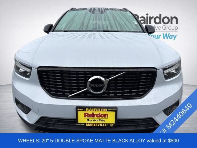 Used 2021 Volvo XC40 T5 R-Design w/ Protection Package Premier AWD/4WD image 2