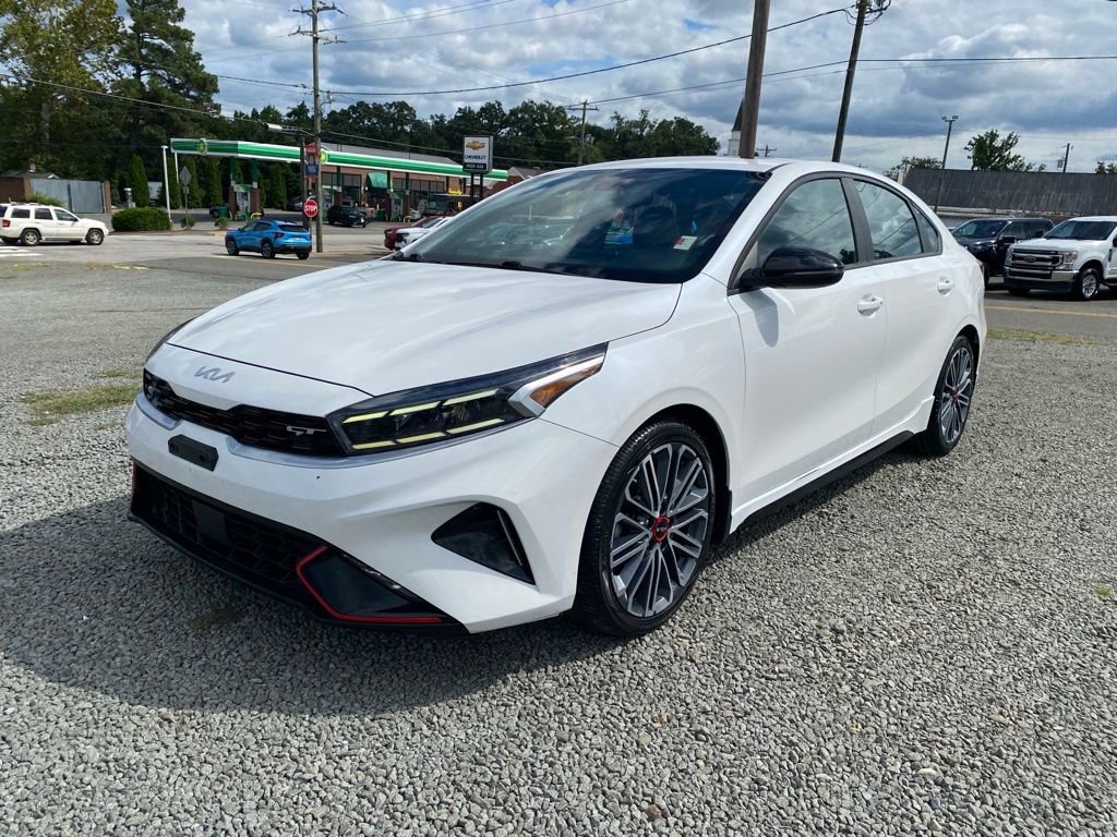 Used 2023 Kia Forte GT w/ GT2 Package image 7