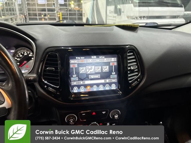 Used 2019 Jeep Compass Limited AWD/4WD image 22