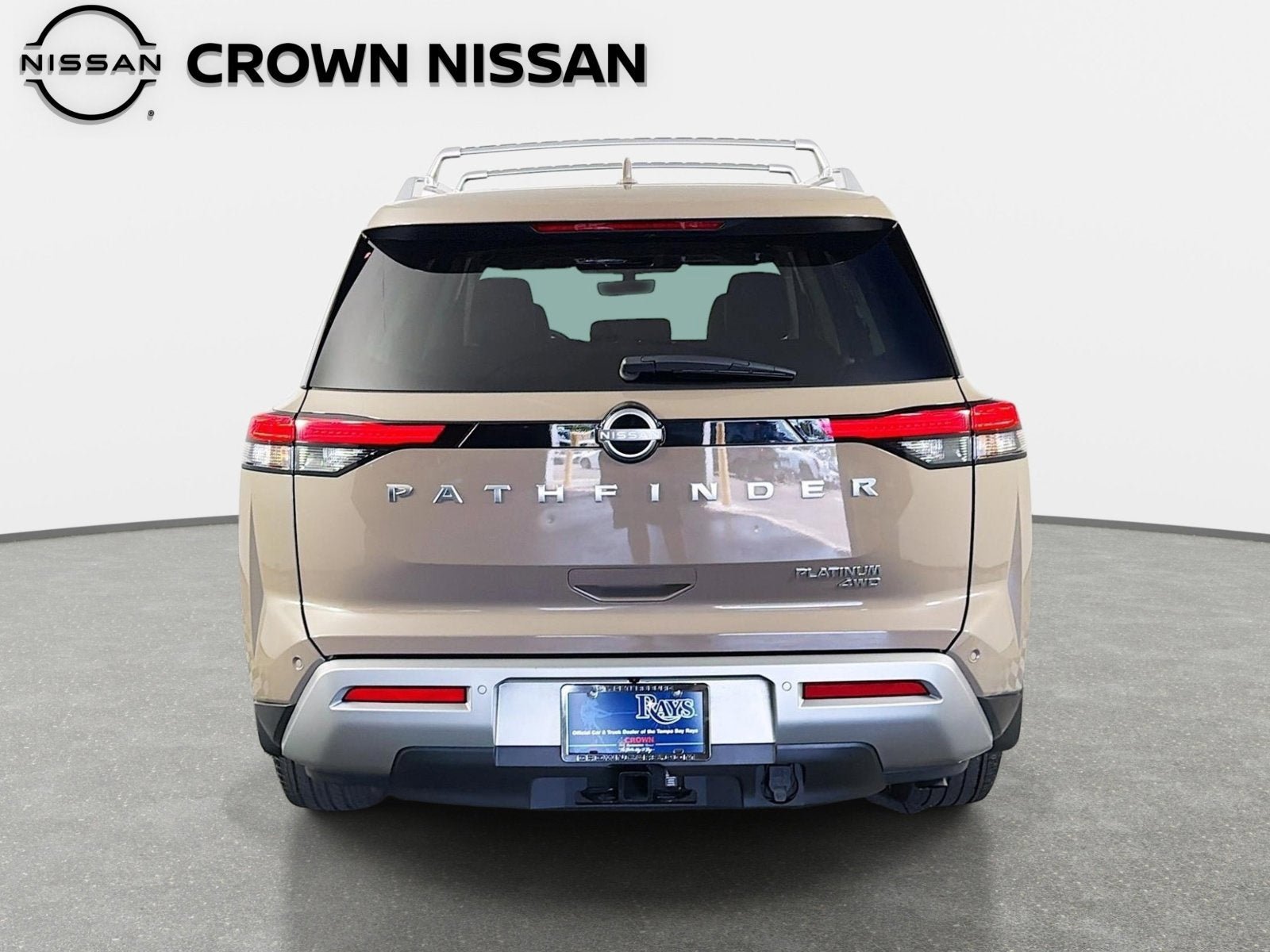 Certified 2024 Nissan Pathfinder Platinum w/ Cargo Package AWD/4WD image 6