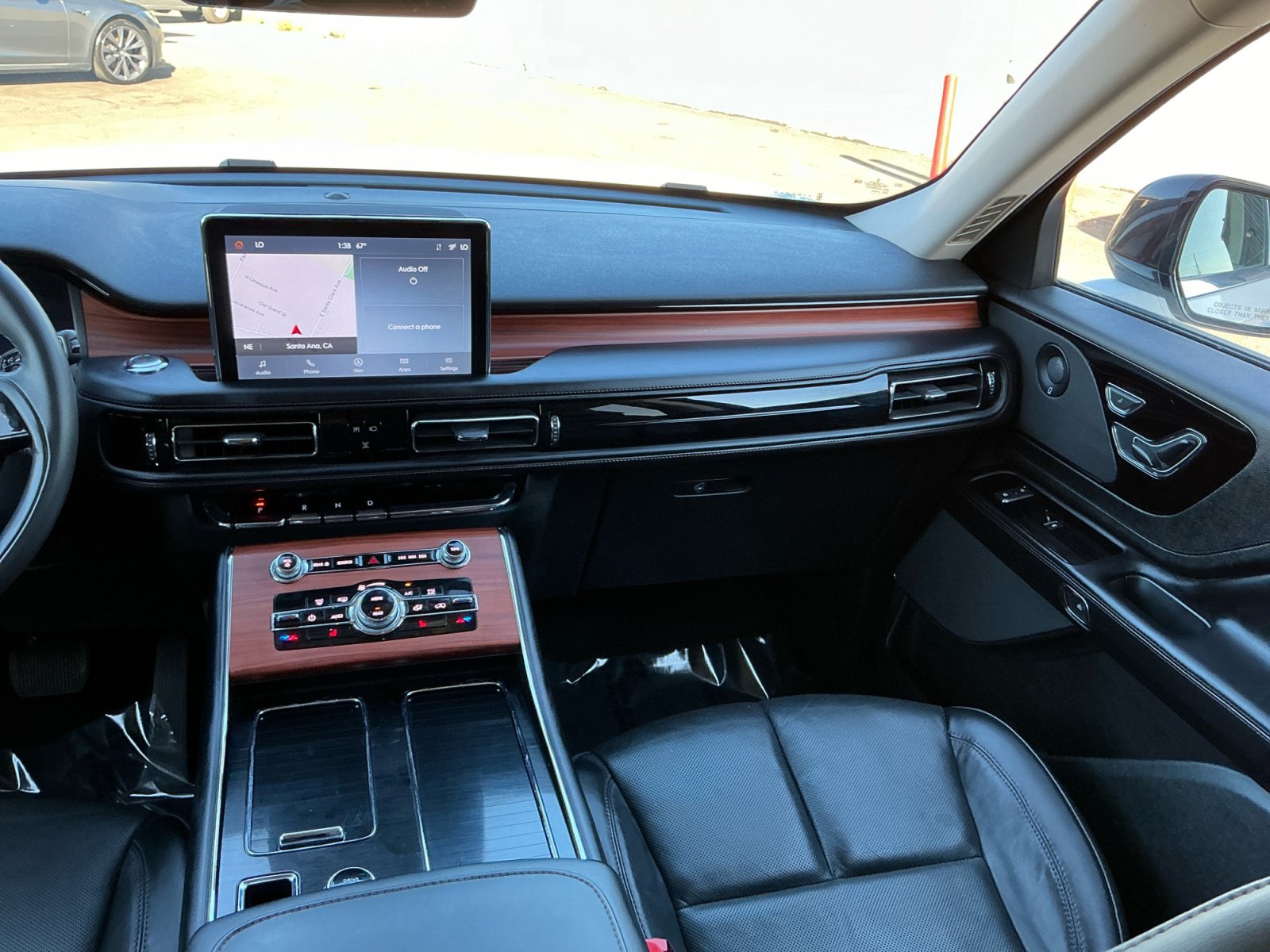 Used 2024 Lincoln Aviator Reserve AWD/4WD image 17