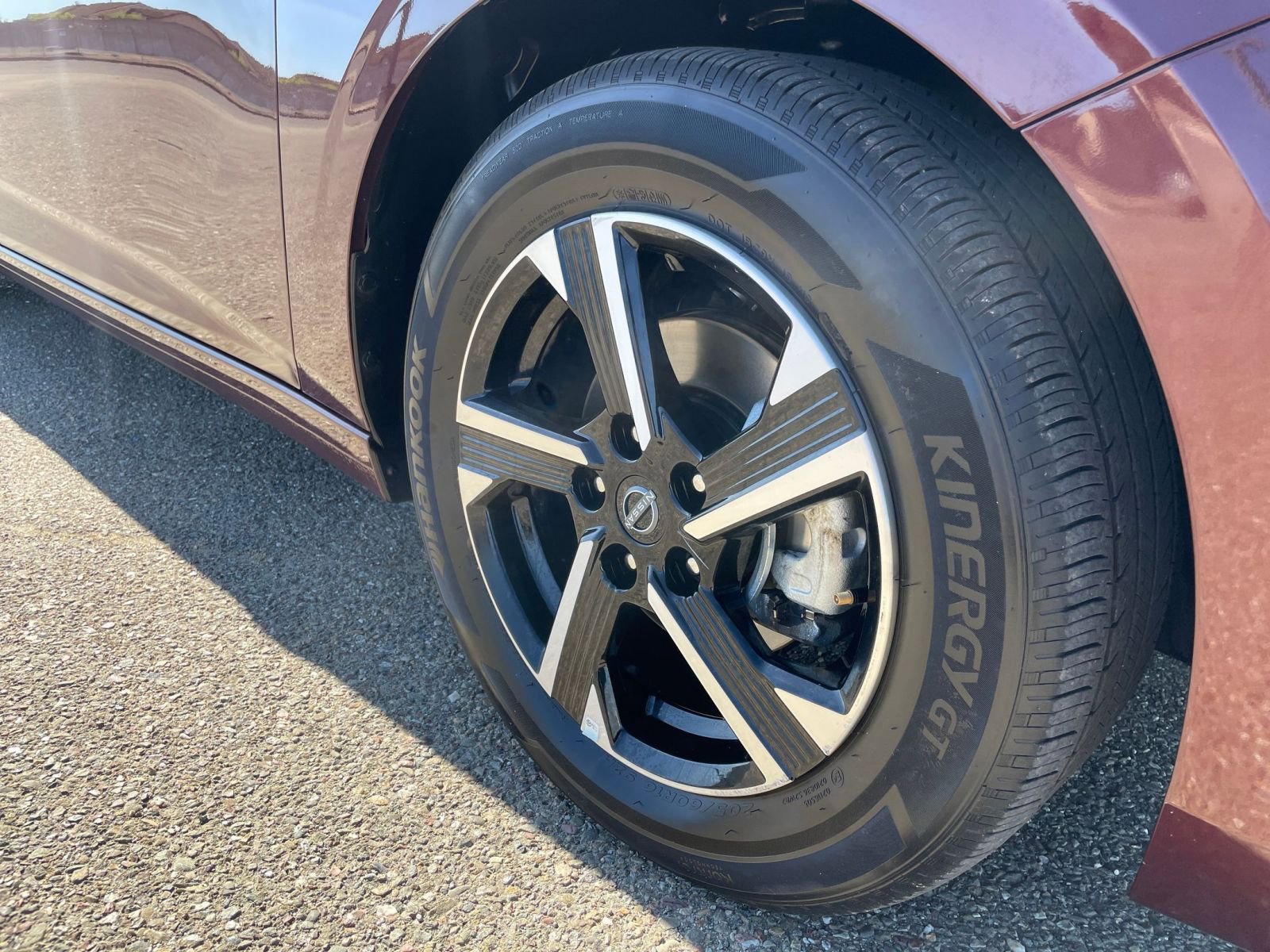 Used 2025 Nissan Sentra SV image 29