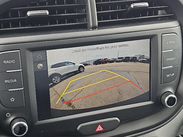 Used 2025 Kia Soul LX w/ LX Technology Package FWD image 26