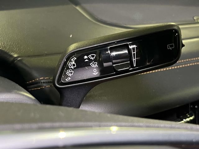 Used 2025 Lincoln Navigator Black Label image 52