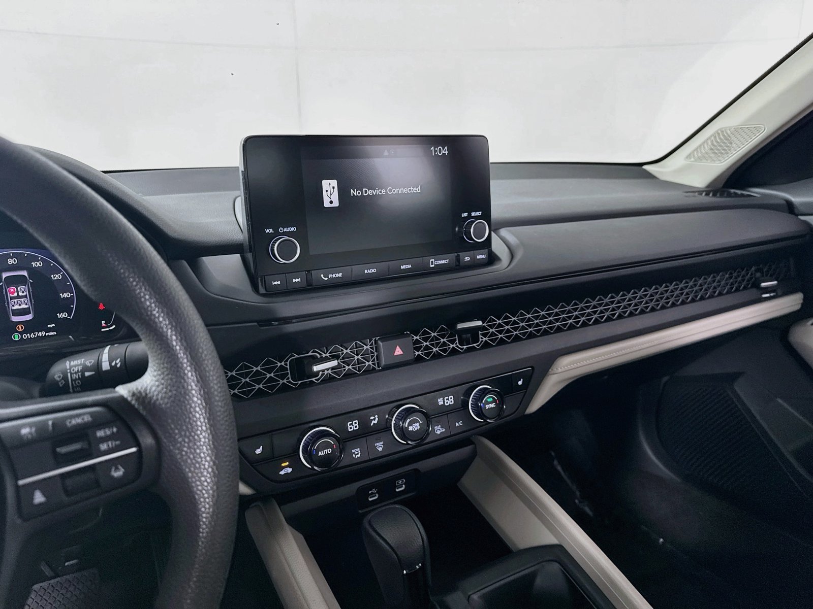 Certified 2023 Honda Accord EX image 15