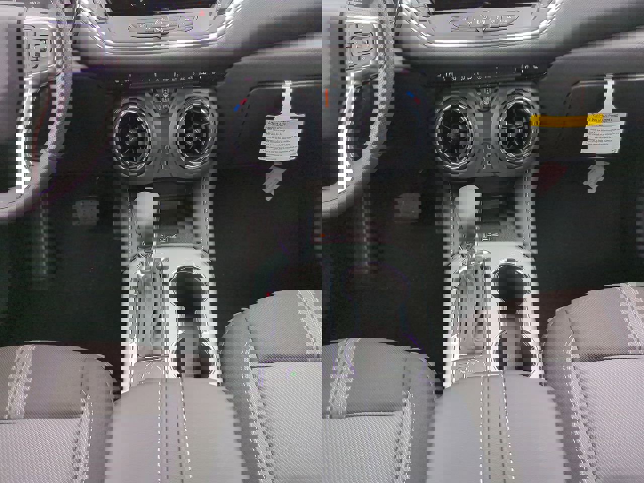 New 2025 Chevrolet Blazer LT w/ Convenience Package image 18