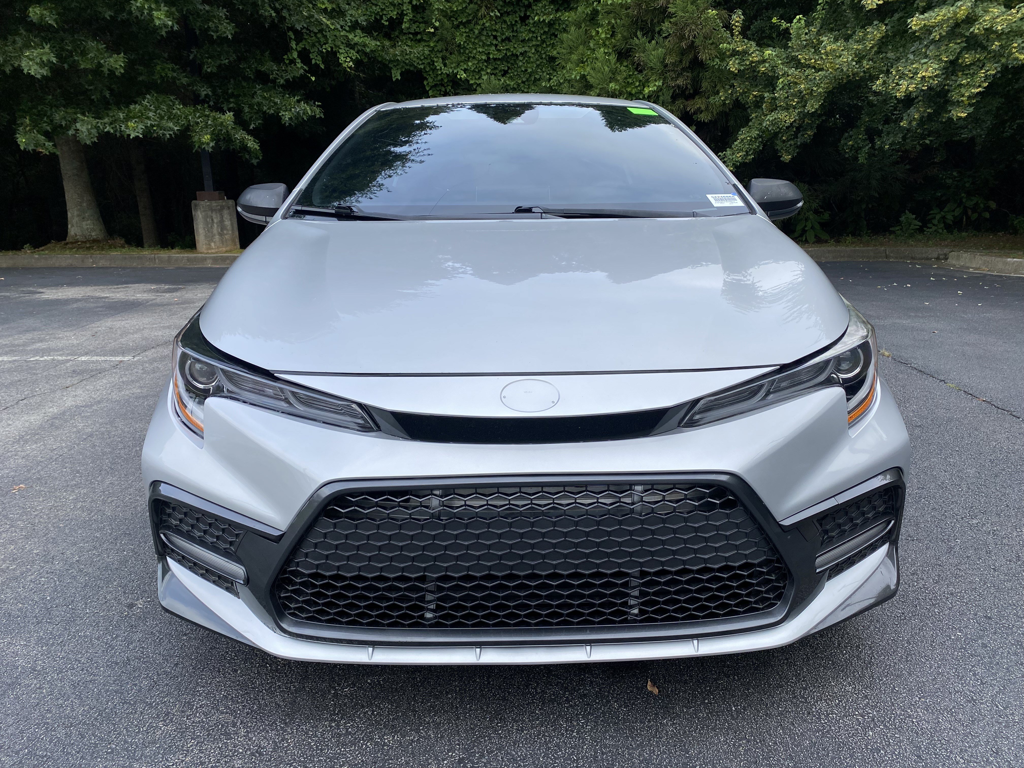 Used 2021 Toyota Corolla SE FWD image 3