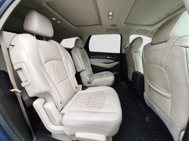Used 2022 Buick Enclave Avenir w/ Avenir Technology Package FWD image 23