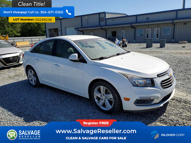 Used 2015 Chevrolet Cruze Diesel w/ Enhanced Safety Package FWD image 5