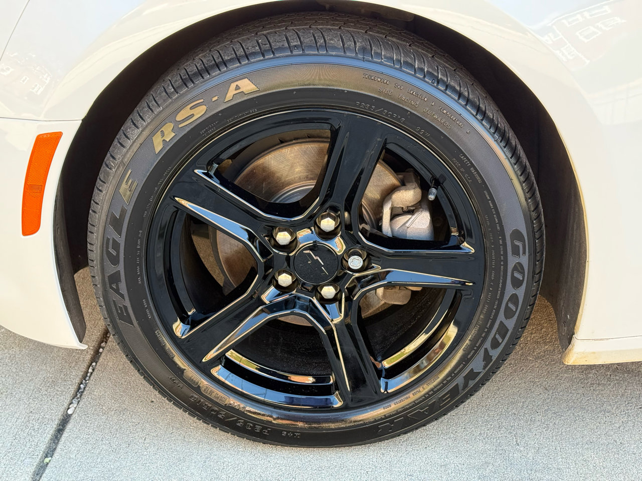 Used 2020 Chevrolet Camaro LT image 16