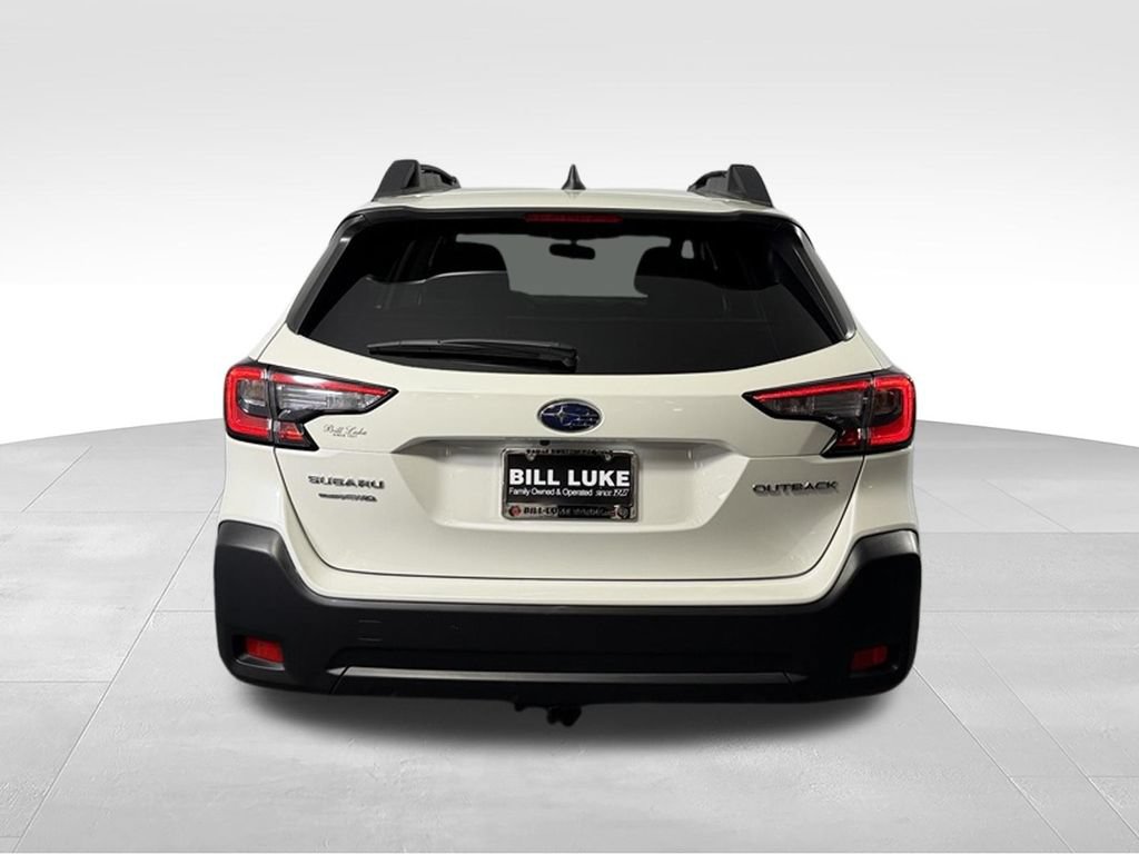 Used 2025 Subaru Outback Premium AWD/4WD image 8