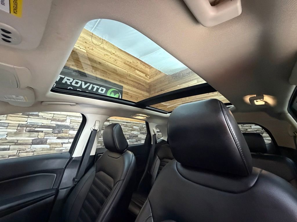 Used 2020 Ford Edge SEL w/ Convenience Package image 18