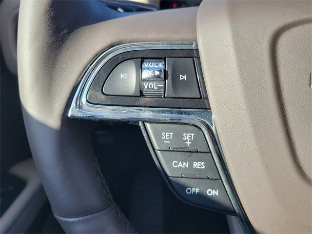 Certified 2022 Lincoln Nautilus Reserve image 13