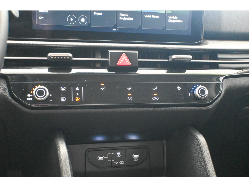Certified 2026 Kia Sportage LX w/ LX Convenience Package FWD image 29