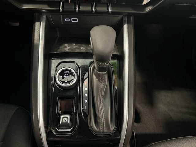 Used 2024 Chevrolet Colorado Trail Boss w/ Advanced Trailering Package AWD/4WD image 24