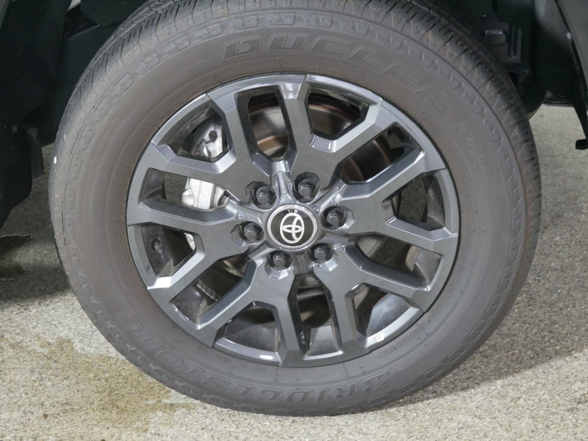Used 2025 Toyota Tundra Platinum AWD/4WD image 15