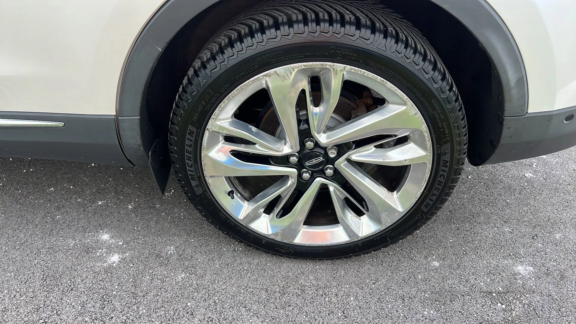 Used 2016 Lincoln MKX Reserve w/ Technology Package image 35