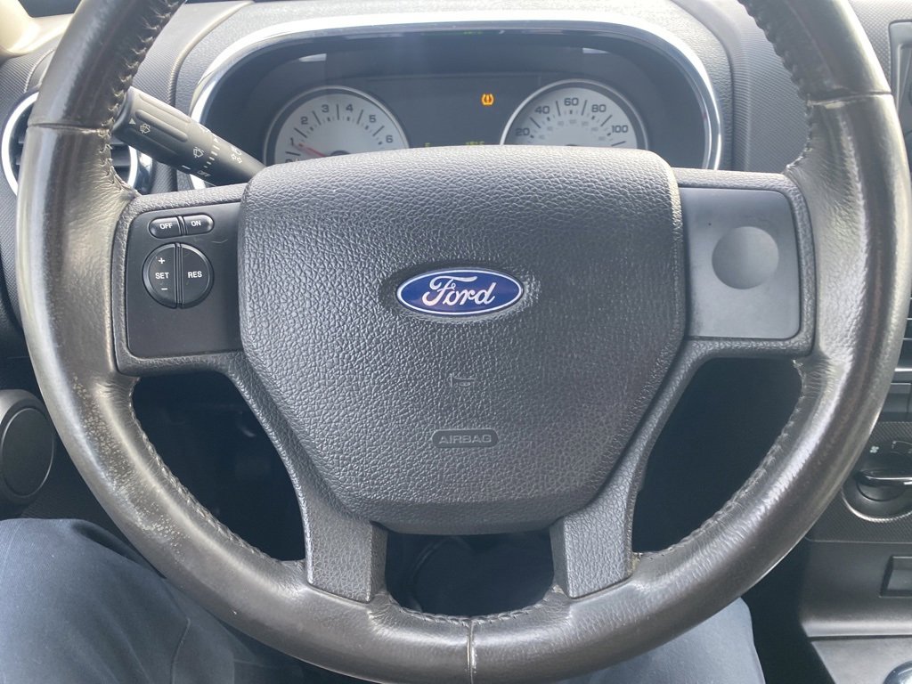Used 2007 Ford Explorer Sport Trac Limited image 11