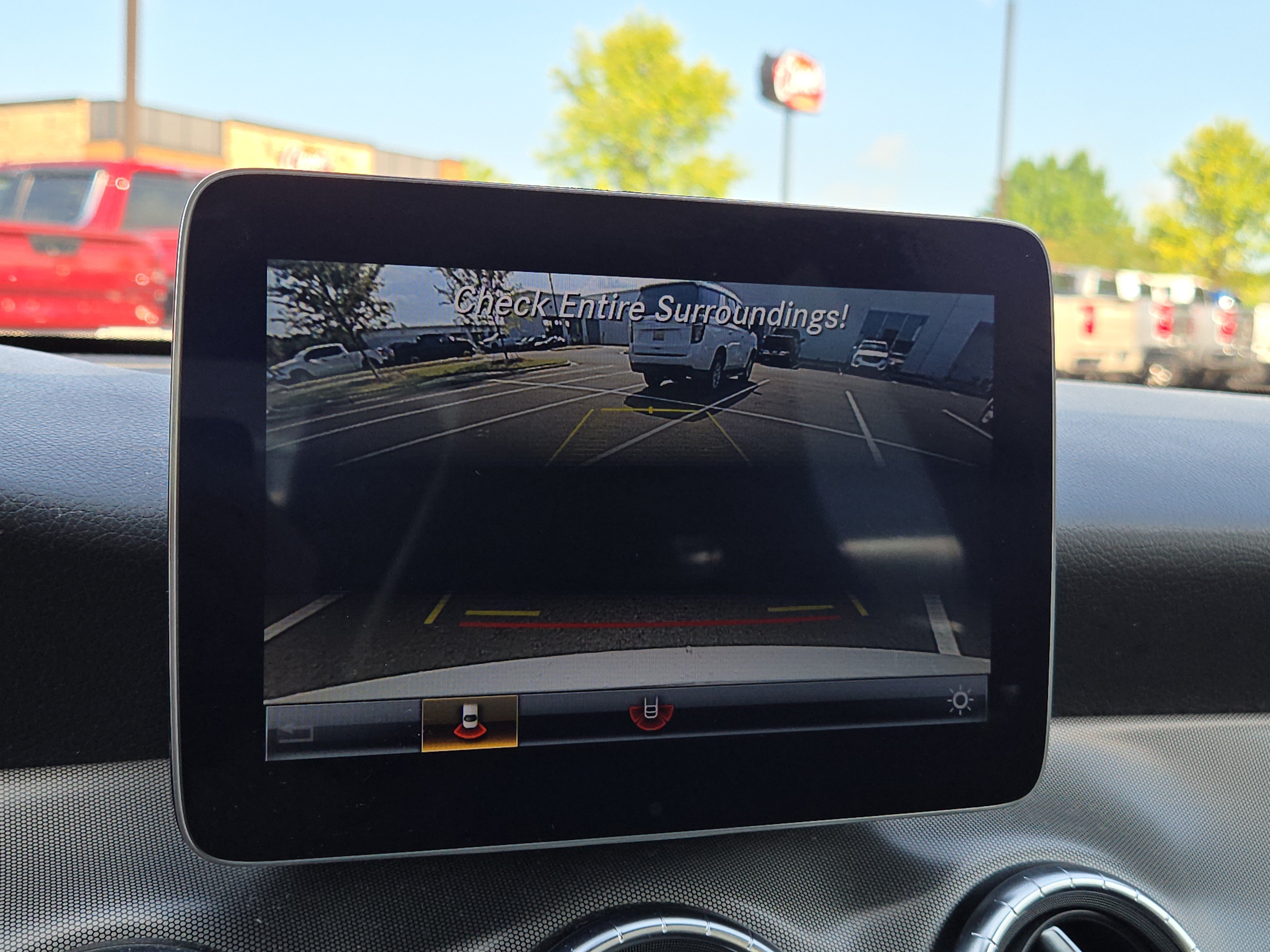 Used 2018 Mercedes-Benz CLA 250 image 28