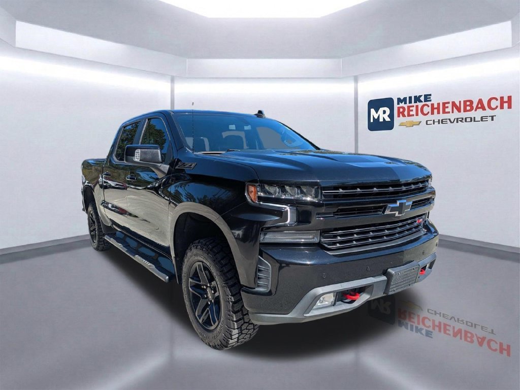 Used 2021 Chevrolet Silverado 1500 LT Trail Boss w/ Convenience Package II AWD/4WD image 2