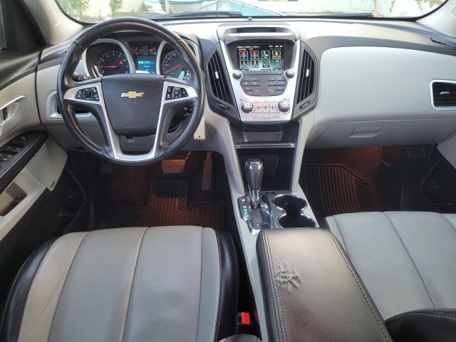Used 2016 Chevrolet Equinox LTZ w/ Enhanced Convenience Package FWD image 17