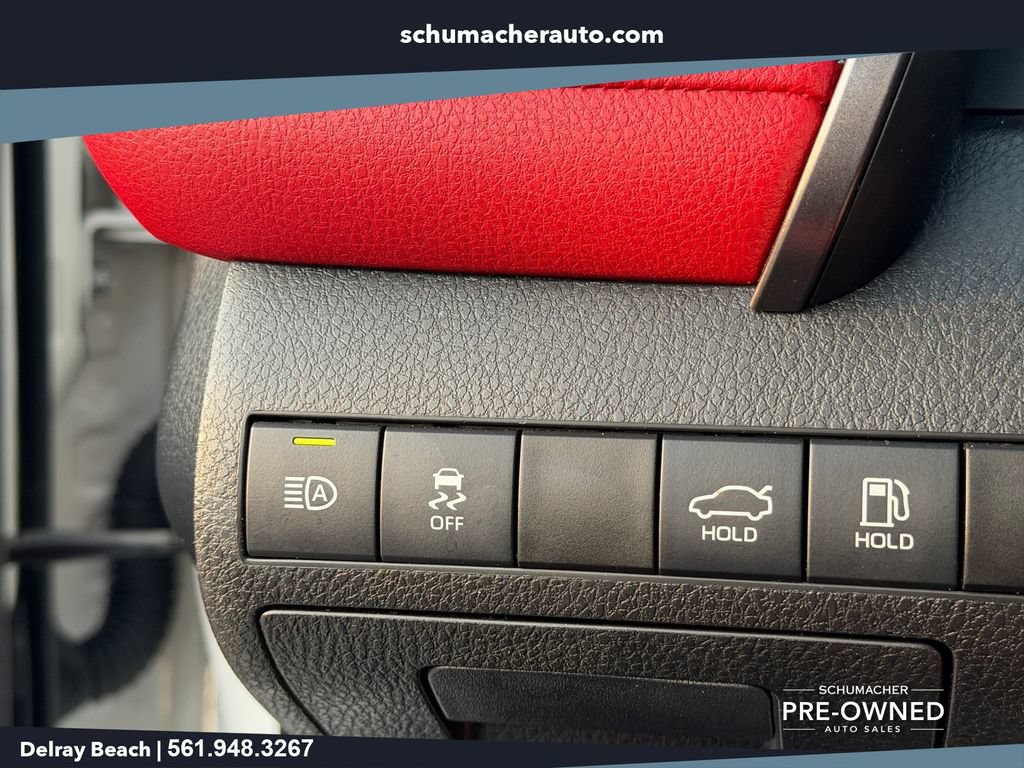 Used 2022 Toyota Camry XSE FWD image 29