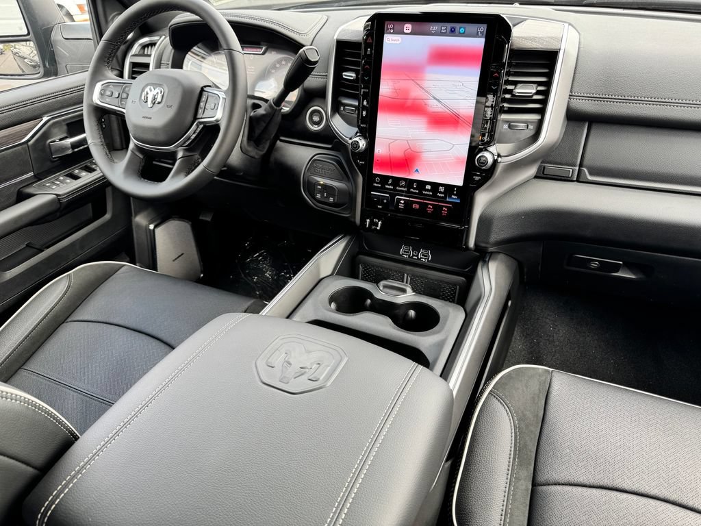 New 2026 RAM 2500 Laramie AWD/4WD image 10
